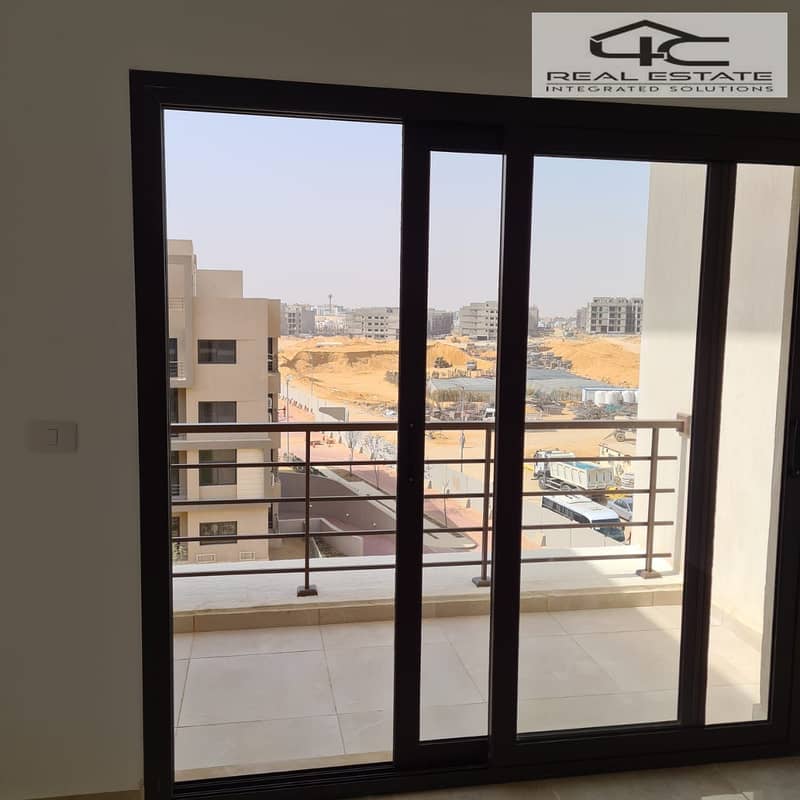 5 88780c09-d3a7-438d-accc-e537d143e8ca. jpg