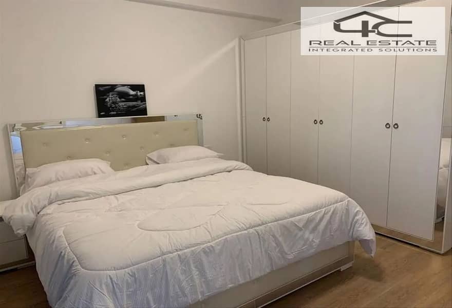 21 5808064-bf7bdo. png