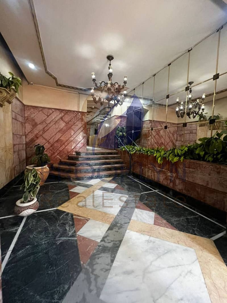 6 WhatsApp Image 2025-12-10 at 14.28. 39_823d5c3b. jpg