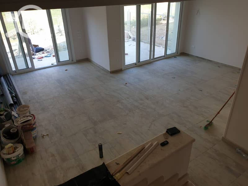 4 2388a2b3-0340-4ff4-b609-f1b4b5291e8a. jpg