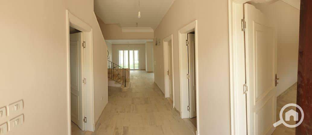 9 aeba2c78-dfea-4f55-bb9d-d3cdbff25897. jpg