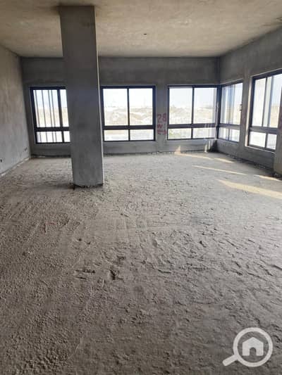 مکتب  للايجار في القاهرة الجديدة، القاهرة - IMG-20251209-WA0311. jpg