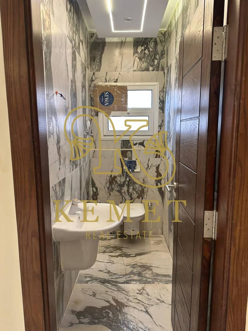 4 WhatsApp Image 2025-12-11 at 12.30. 26_4d879980. jpg