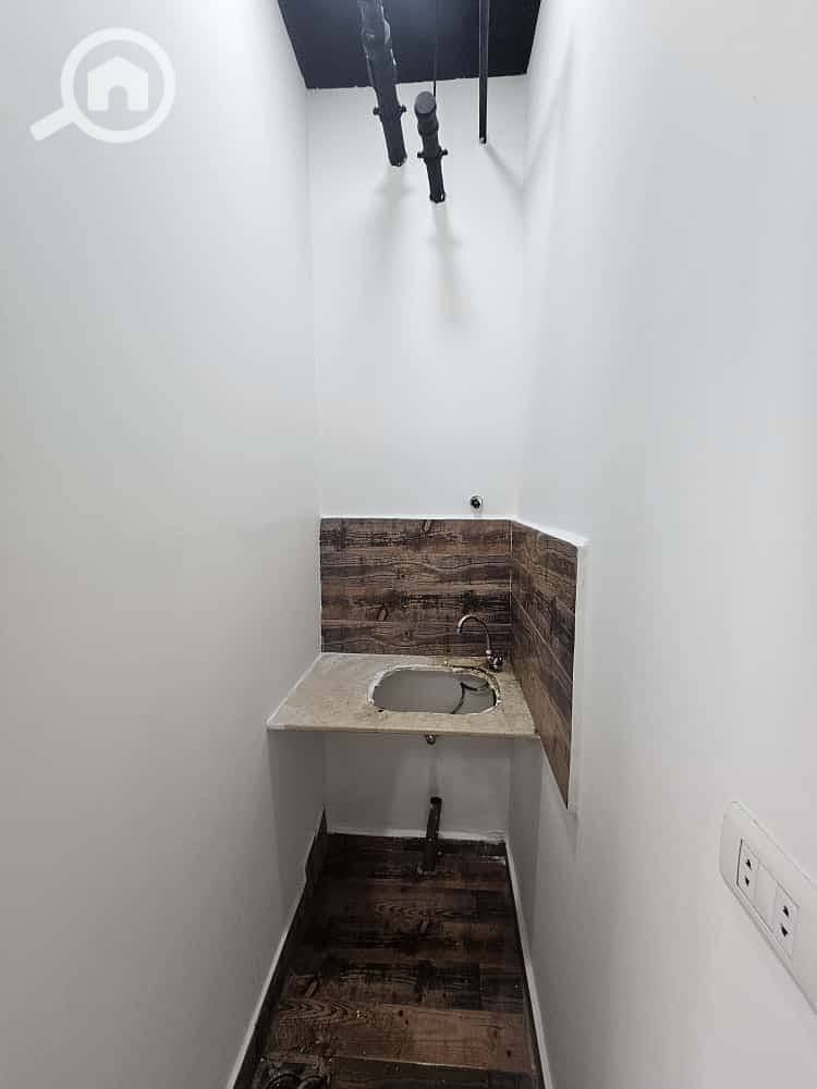 4 275bb56f-83fa-4279-a212-24e73761f27d. jpeg