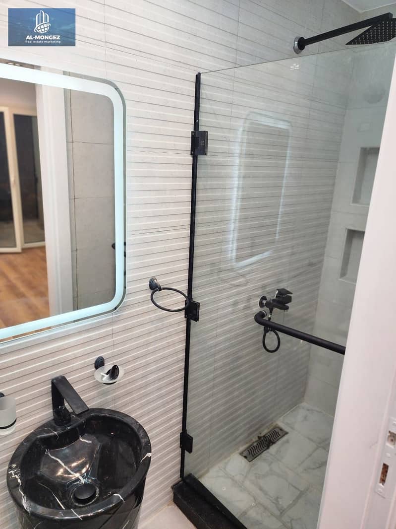 6 bd69e1a9-6247-4565-be9a-16a5618aa04e. jpg