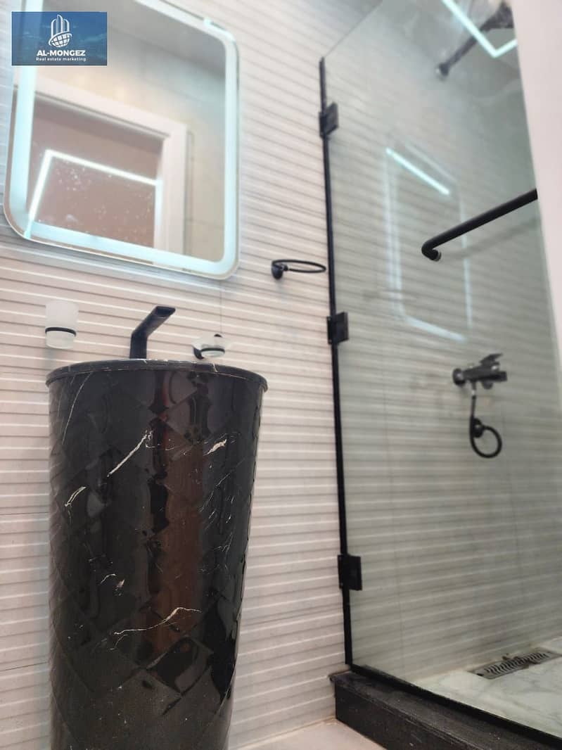 8 0473f3da-edd4-4f27-9d3e-304ef84225ea. jpg