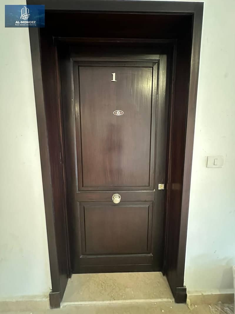 18 16bbeb29-0596-4012-ad68-f13966ad6f18. jpg