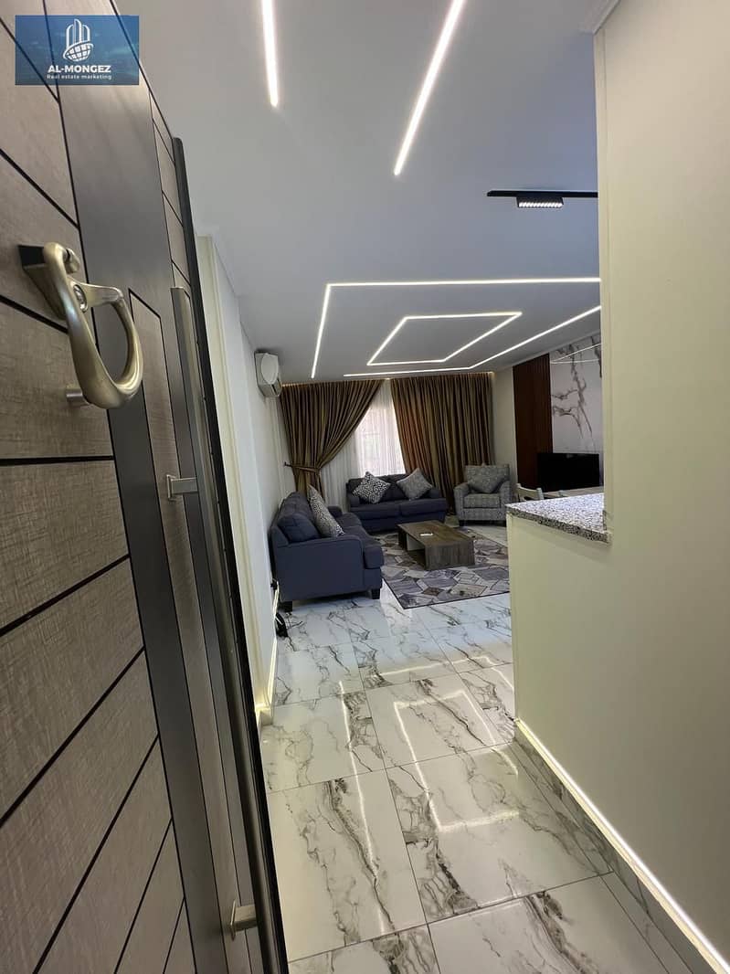 7 841ca460-f8a0-4872-a885-ae0e7bc30332. jpg