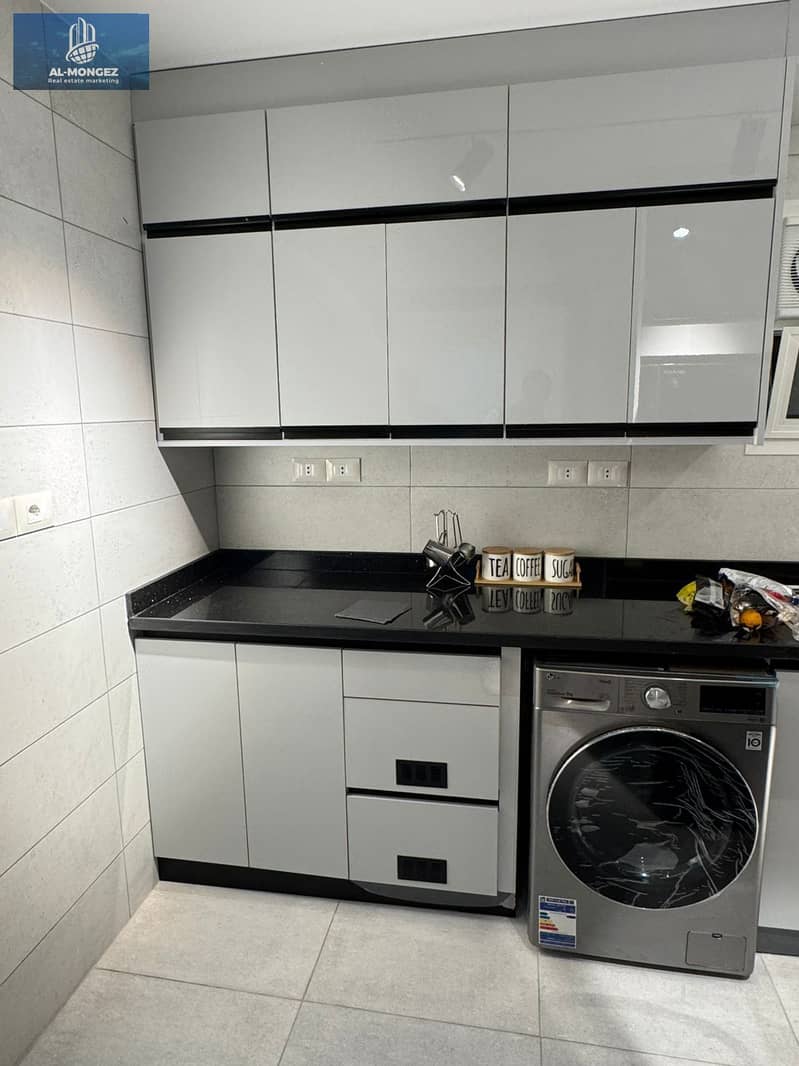 8 333b80f5-ef38-4dd7-9b5b-d84971bb1a49. jpg