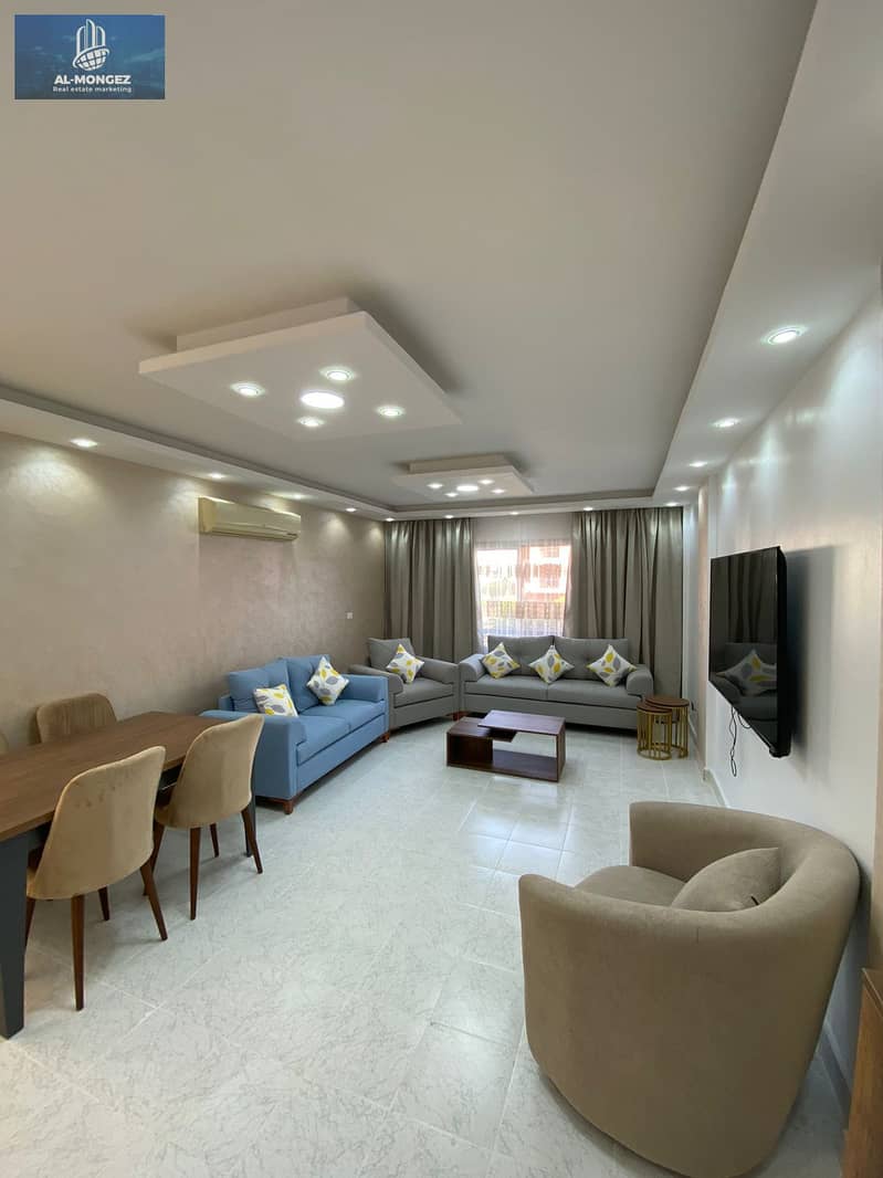 2 a1723c0c-ecc0-4571-80da-17e7a0e7d4d2. jpg