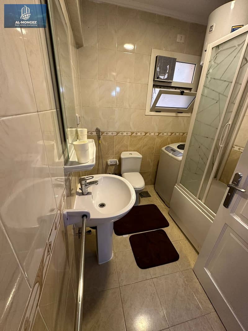 9 7e0b9ddb-0ed0-45ef-8e95-842a12632c4d. jpg