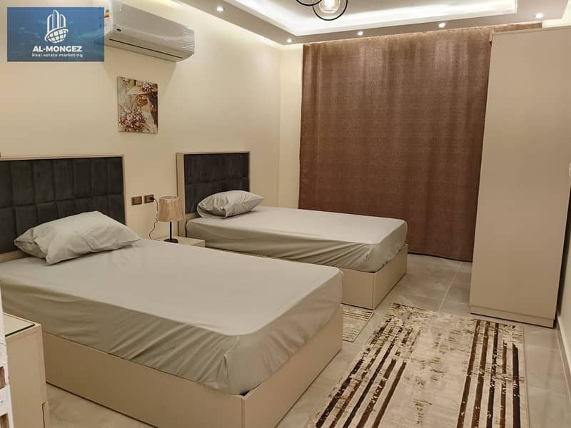 5 7dd63cae-9269-4a98-8adc-f9ea1e4b2924. jpg