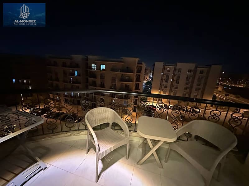 14 05bf4dcb-85bf-4f6b-b22d-2c323ec9b2f9. jpg