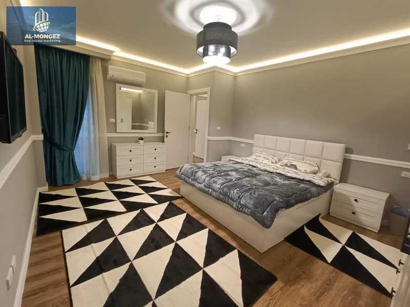 10 e2303bd7-4687-48e4-807b-f7d55793a509. jpg