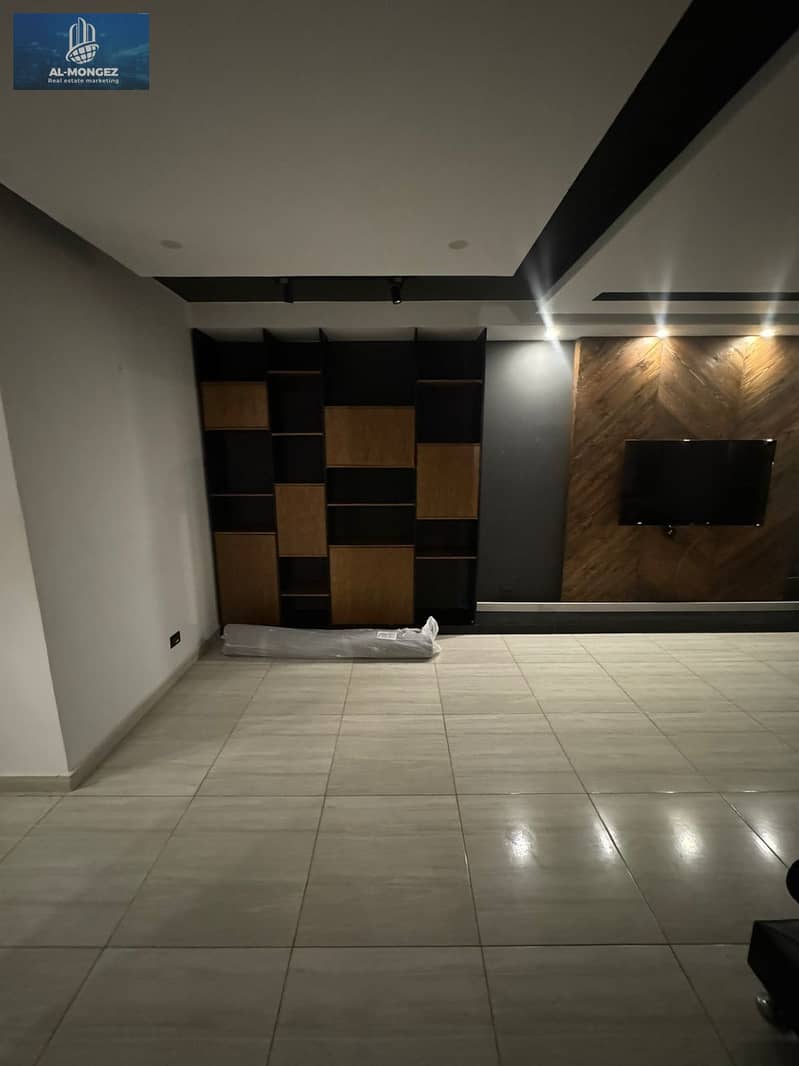 3 4c10733f-786f-47e6-b8d9-4d01a51367a9. jpg