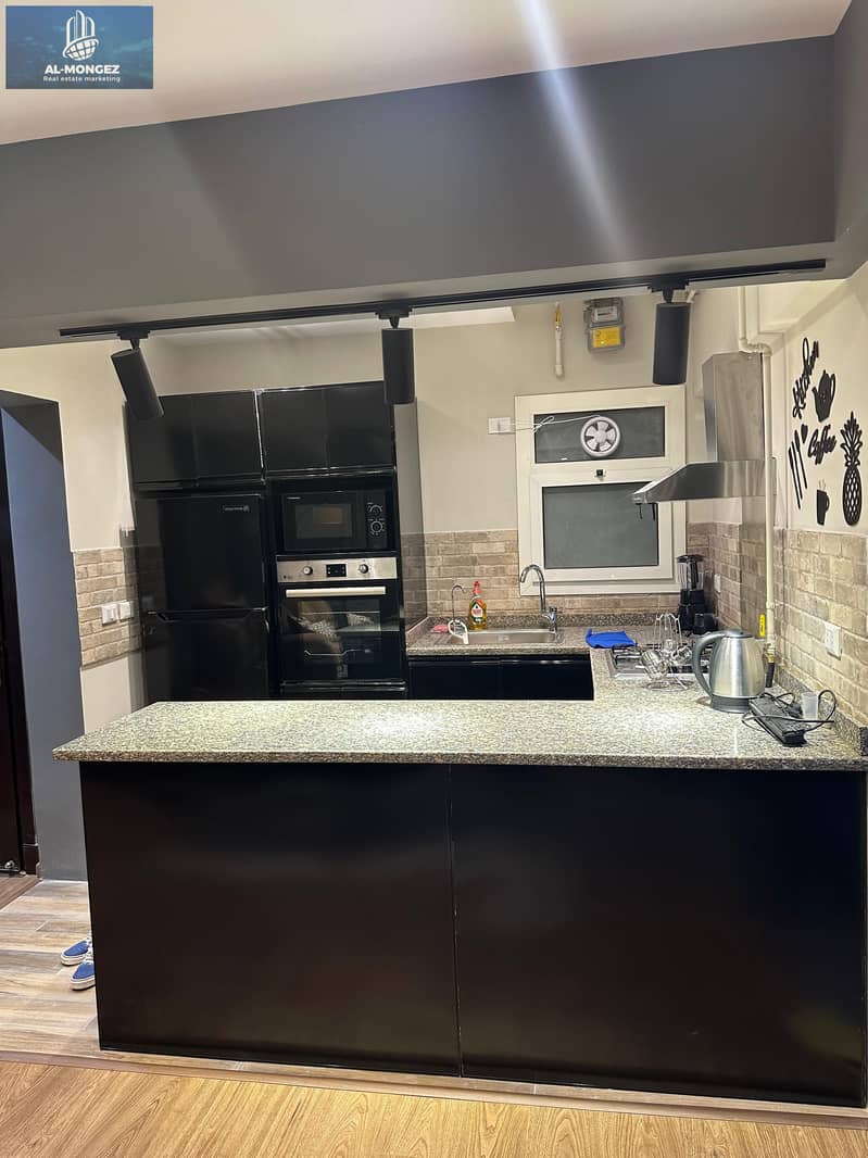 5 3e12f4c4-ee93-467a-bf37-4499b5d2fa34. jpg