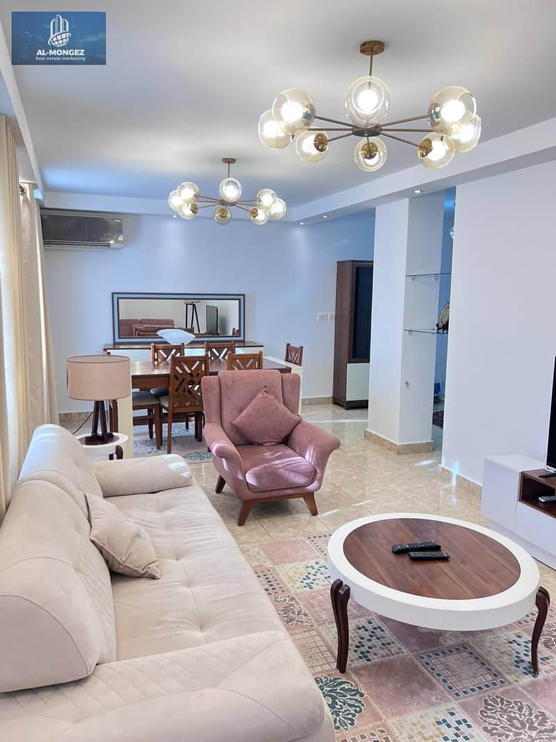 5 0f66cf70-ffc1-48b9-80ae-fef5f7b8bf25. jpg