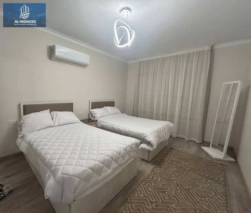 10 392a2d60-89c1-4e37-aecd-d0342c4afb09. jpg