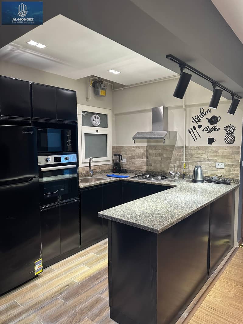 6 a89cee52-8e7a-43f4-821e-a03a3722632c. jpg