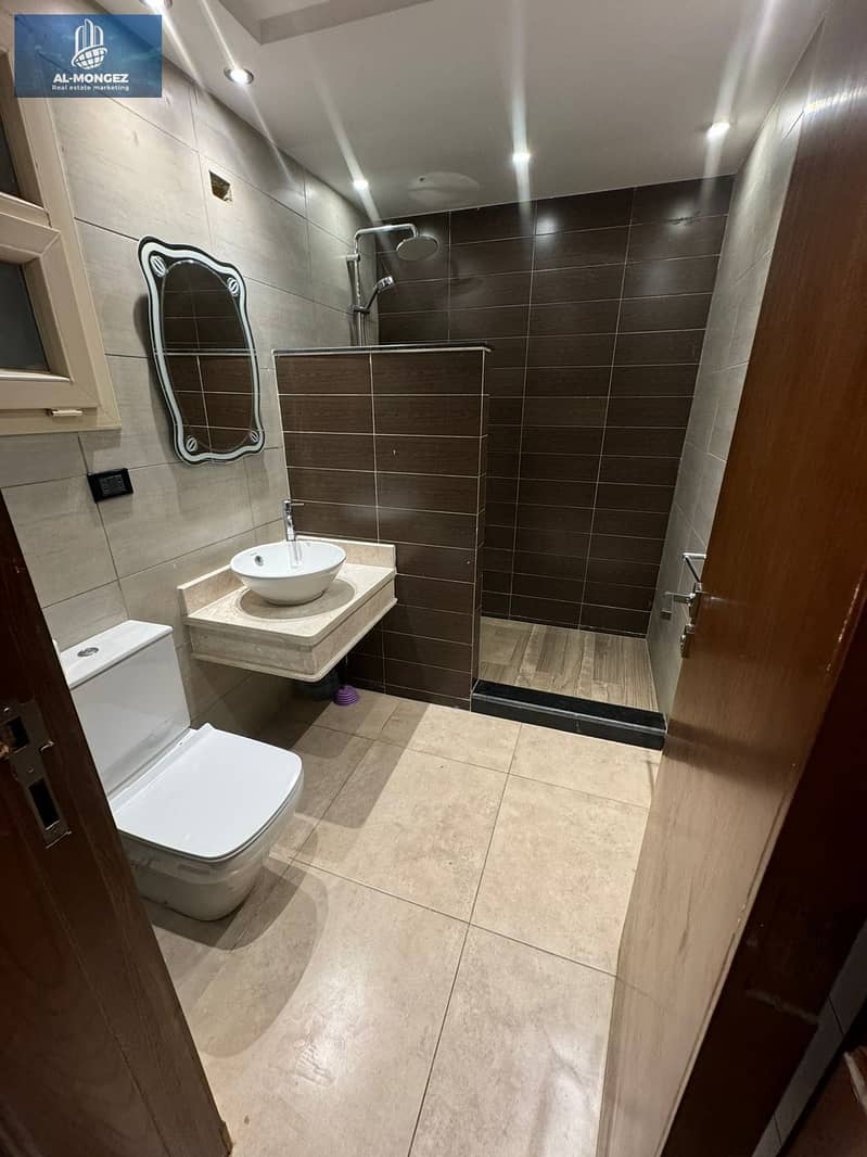 7 ec60d284-ce7a-4a91-8f62-ba8d28eeeaa2. jpg