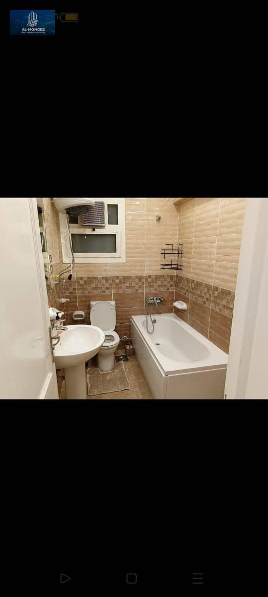 10 568219da-badd-412a-a067-cd695e7d59d1. jpg