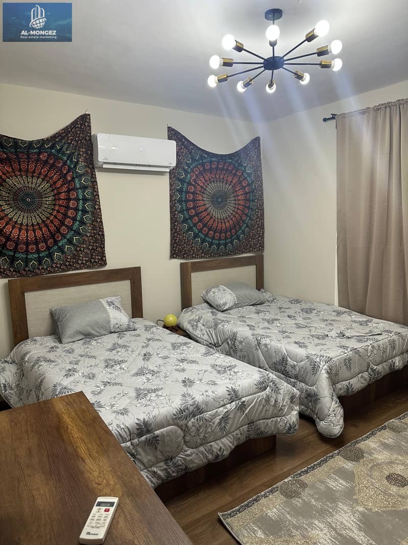 9 ec6a9e13-679a-443b-a021-ecb0b7774c09. jpg