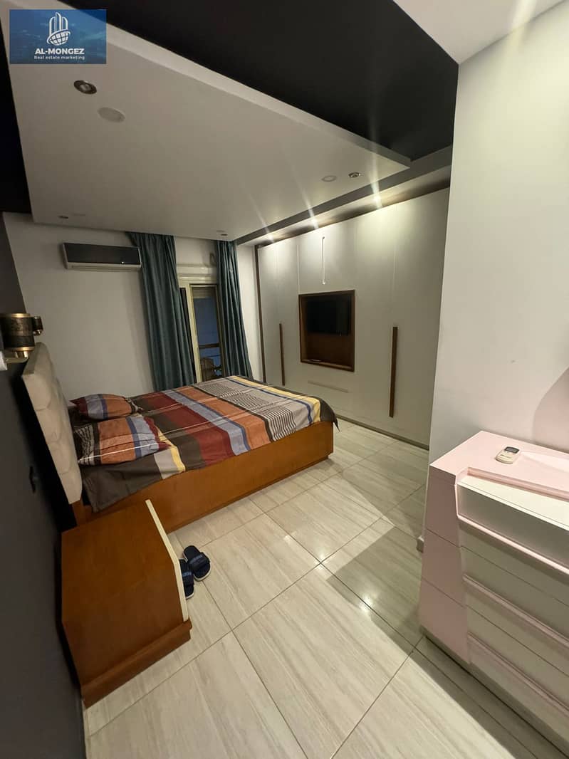 10 2d9a1dd7-f57a-4350-a984-adcebaa171d9. jpg