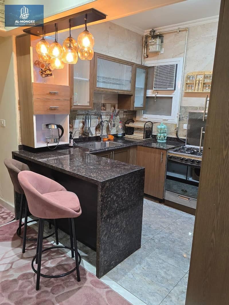 4 f611c8fc-1f2d-4aac-bb36-5e35c3ebd301. jpg