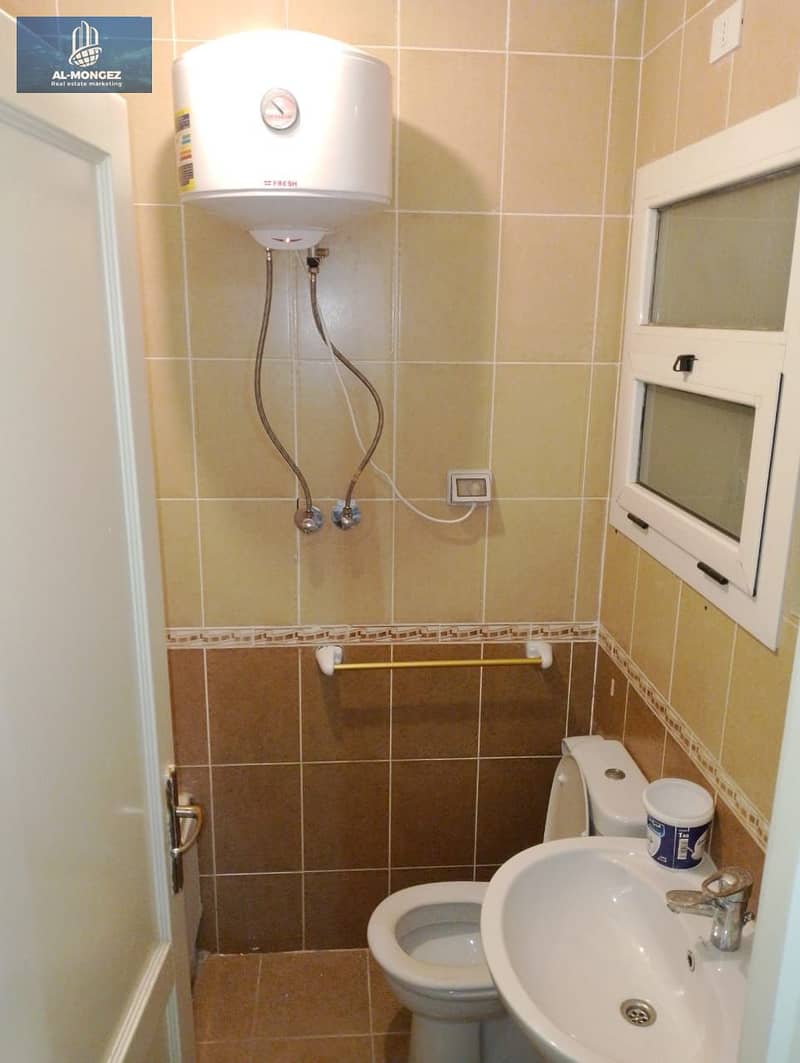 10 f4af292e-ab1d-4f7c-90e9-1774acf774e2. jpg