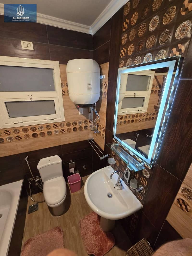 6 75dc6f51-b42a-4edc-a107-a6312781e46c. jpg