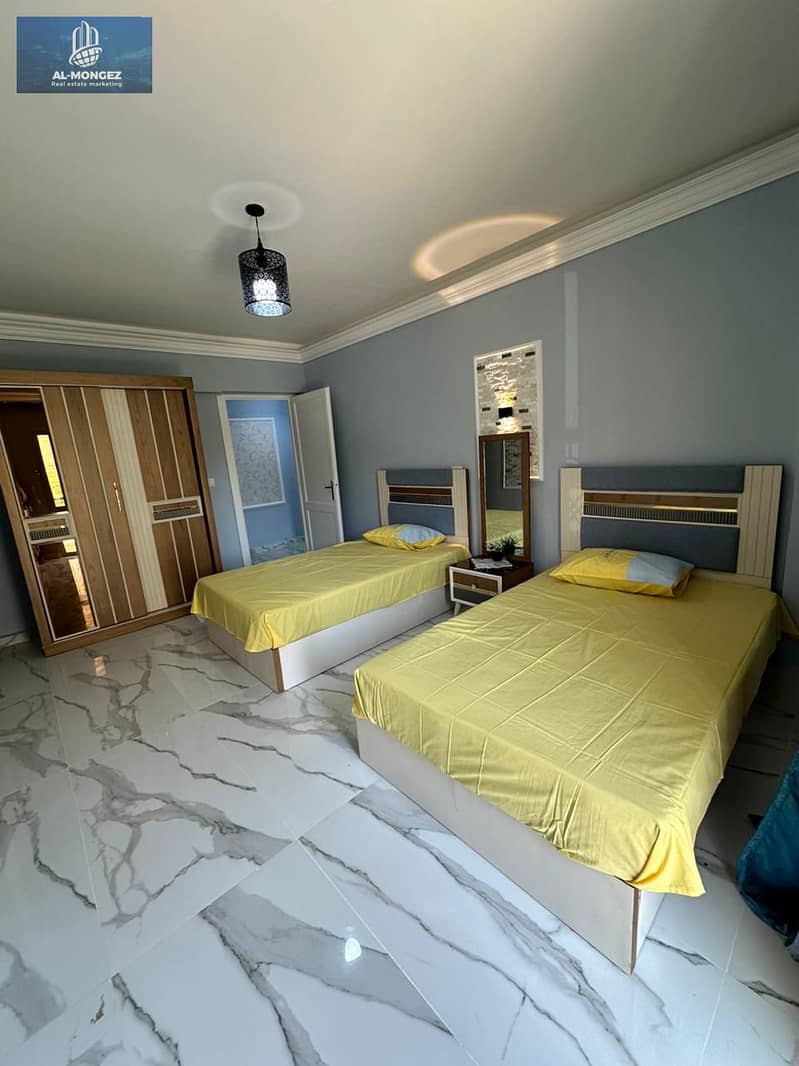 10 3da5de10-4f83-4465-b23e-7fb6424cfae7. jpg