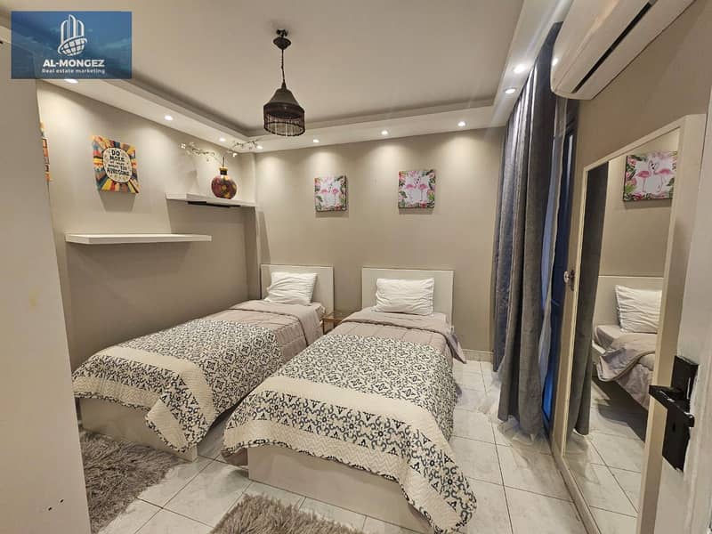 9 eb42a208-ec65-48d2-9ffd-d7e0bc974312. jpg