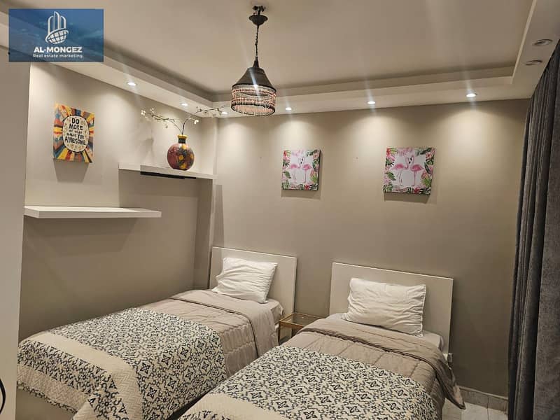 10 50d4ced7-2853-45bc-8122-9848dae2b37b. jpg