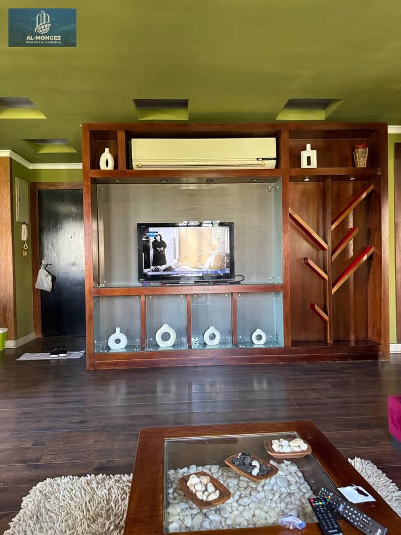 2 2e62f6b6-ee56-44eb-9952-fb313d927e2e. jpg