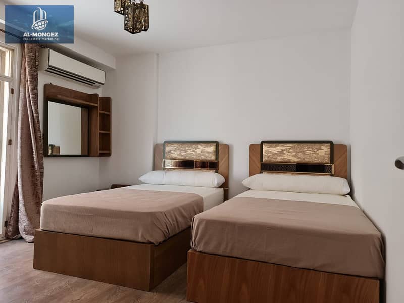 5 e3a0002d-07ac-4740-9a7a-f3b0784ebaa3. jpg