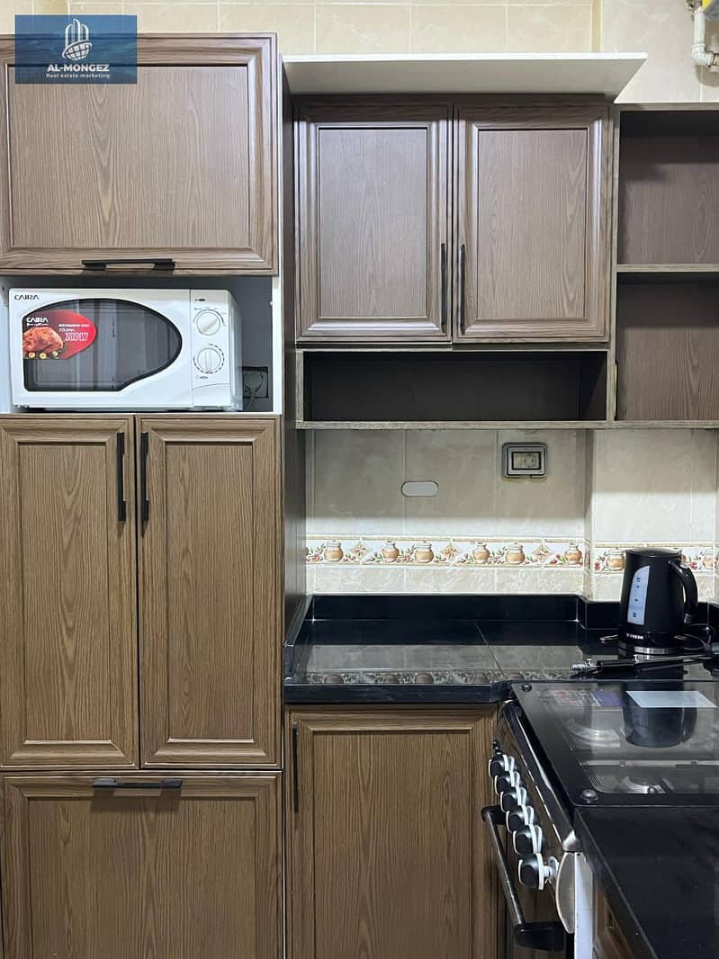 9 086cf369-d536-4b04-bf6a-01a2990f4d7e. jpg