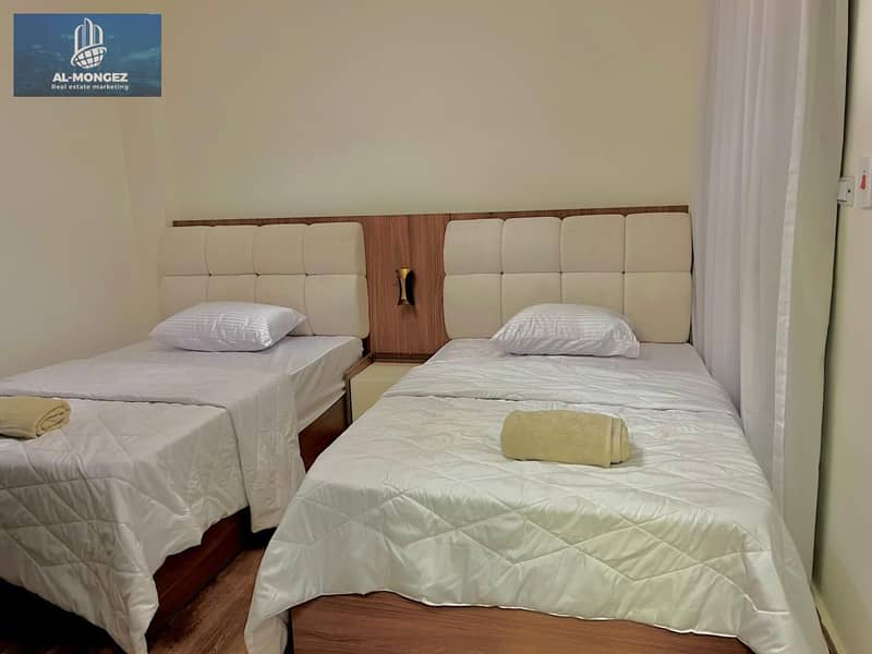 10 e7f2eae0-4a80-485a-be01-32cf55e8ad40. jpg