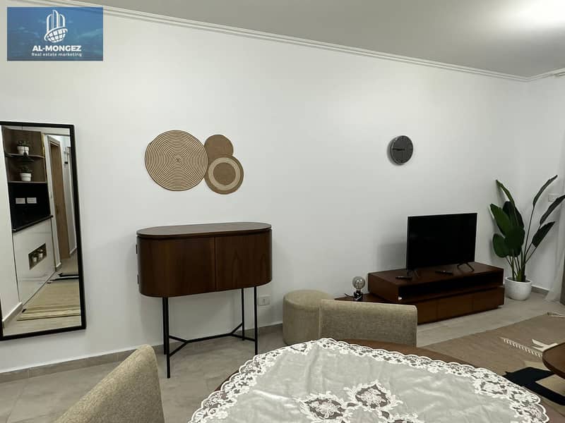 6 66e28d3f-24ff-4d56-a7ab-6f7958bfa67b. jpg