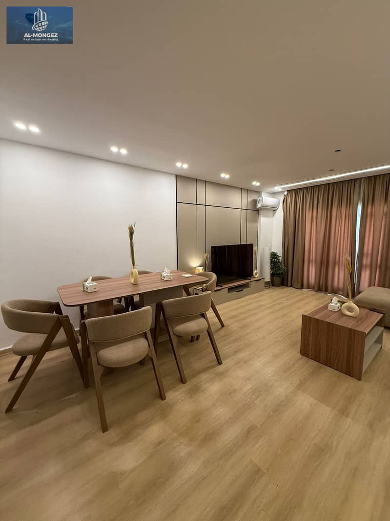 2 1bcdcde9-bd30-4c22-bbde-0a35f4163020. jpg