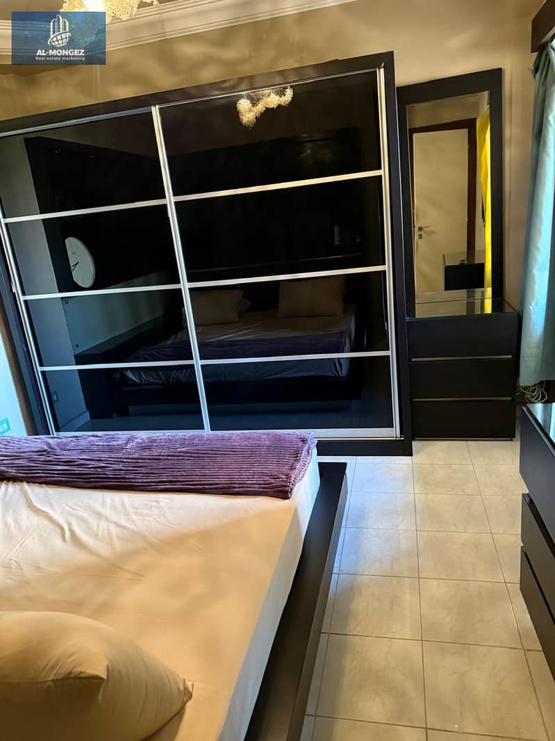 8 7dbb7f7c-b29f-4c94-9993-a1d17d39ae25. jpg