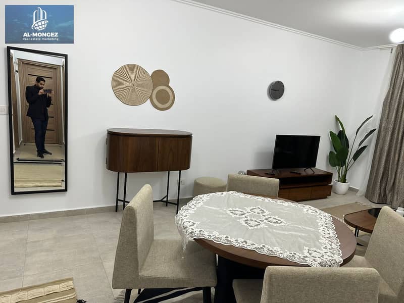 10 aa814526-c56c-45c8-9a83-7d68a7192b9b. jpg