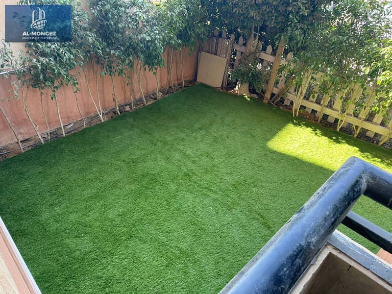 25 002d3bb8-e1ed-4be2-9696-f6953dd13fc6. jpg