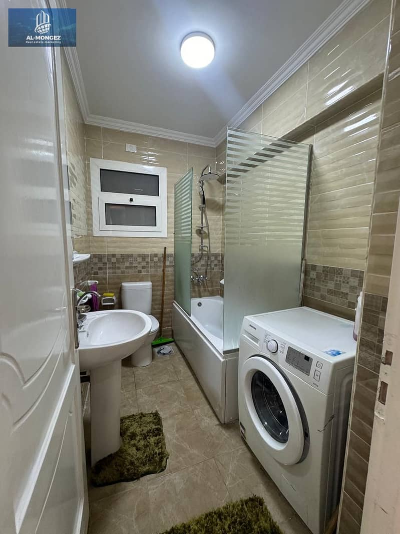 11 cb956a7e-b346-42bd-a0e3-6099806c1cda. jpg