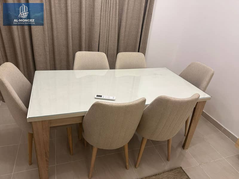 6 cb63f7a0-e0c0-4e10-b730-837d2f61b5b0. jpg