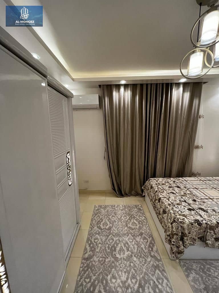 8 a7a0b5a8-094f-4b47-b344-635a8cd2a839. jpg