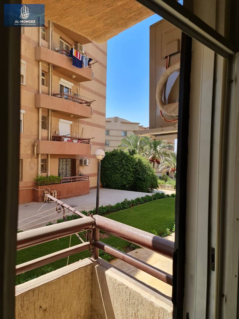 14 fac394eb-1ab2-443f-b687-b9652c50c589. jpg