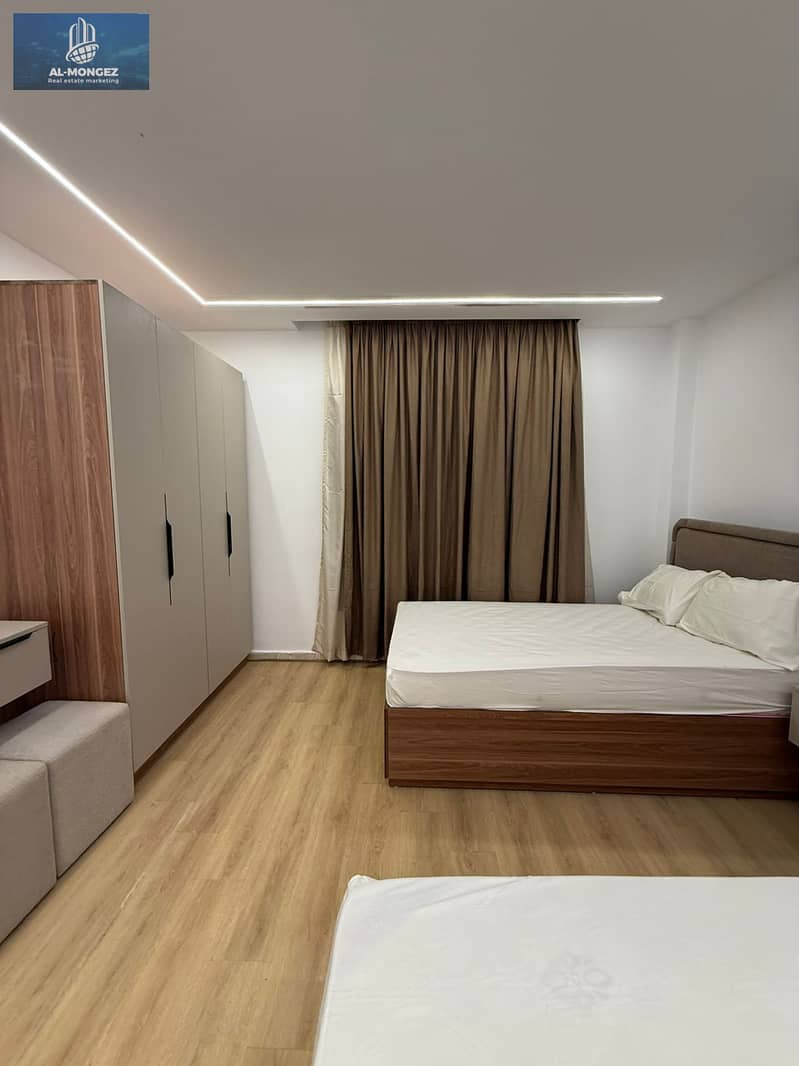 12 6374df3b-7093-4c54-b2e4-ed89bfd1b4df. jpg