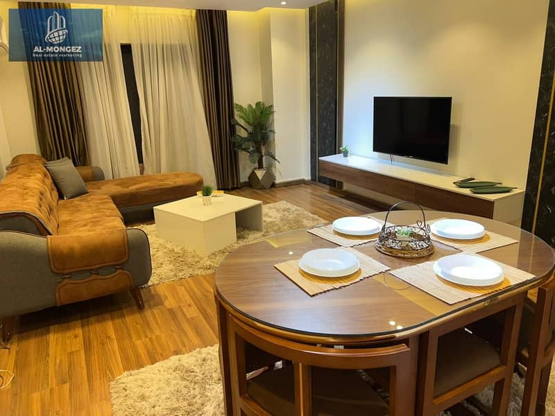 12 a758d894-a331-473a-9cb5-dae30b6ffc95. jpg