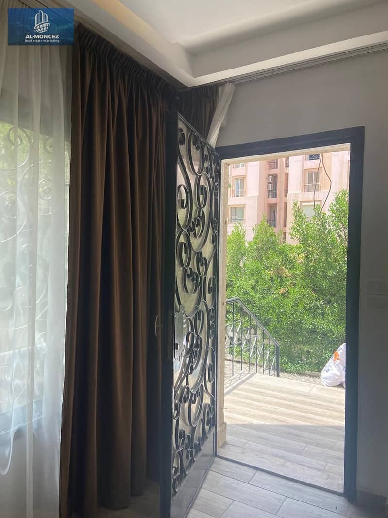 16 e6765d30-e93a-498b-9c8e-a0454ef129ad. jpg