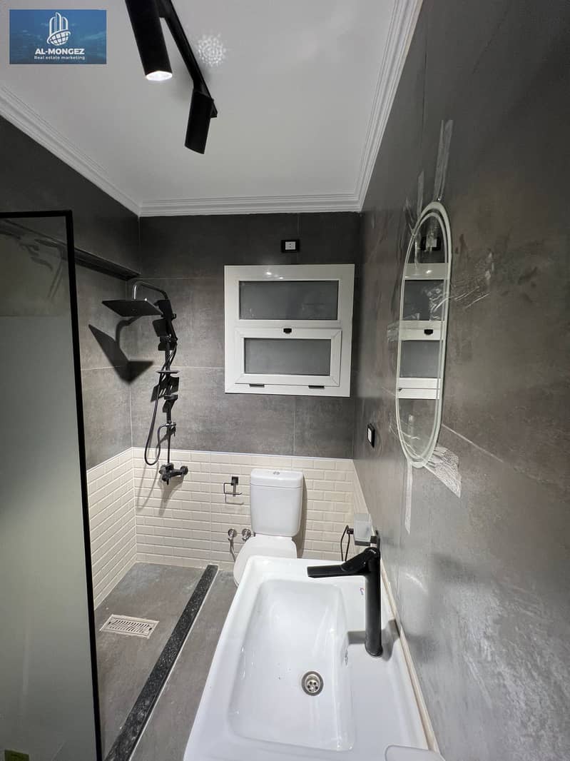 18 678c5d61-6c35-4ac0-b769-2f71f6b0426a. jpg